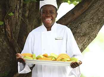 &Beyond Kirkman's Camp: Erfrischender Obst-Snack &Beyond Kirkman's Camp: Erfrischender Obst-Snack