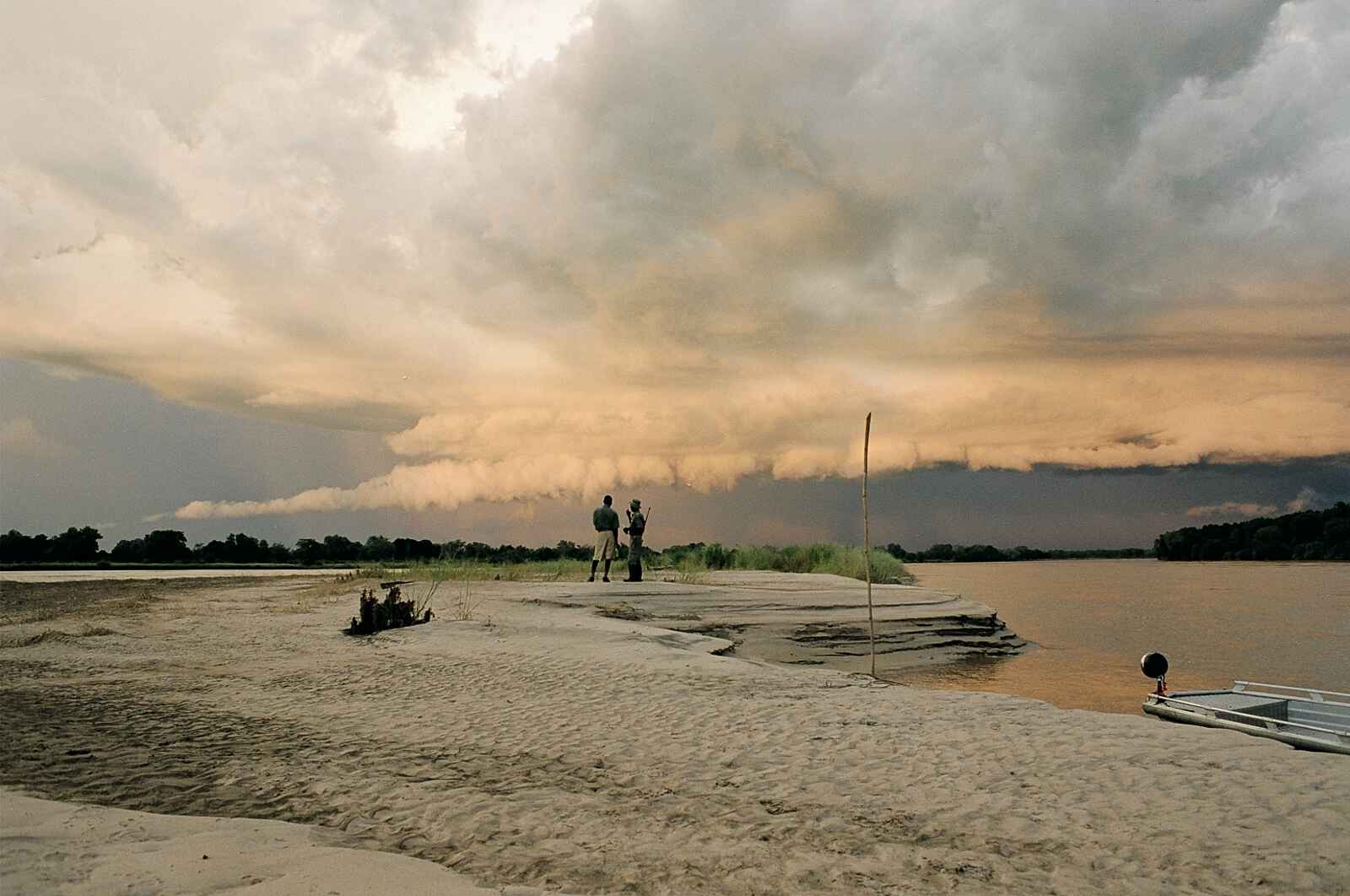 Robin Pope River Journeys: Aufbruch zur Walking Safari Robin Pope River Journeys: Aufbruch zur Walking Safari