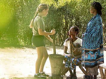 Toka Leya Camp: Kulturelle Erlebnisse Toka Leya Camp: Kulturelle Erlebnisse