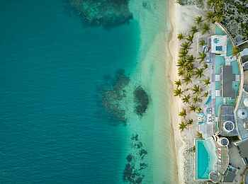 Time + Tide Miavana: Luftbild