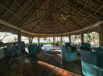Kinasi Lodge: Gemütliche Lounge Kinasi Lodge: Gemütliche Lounge