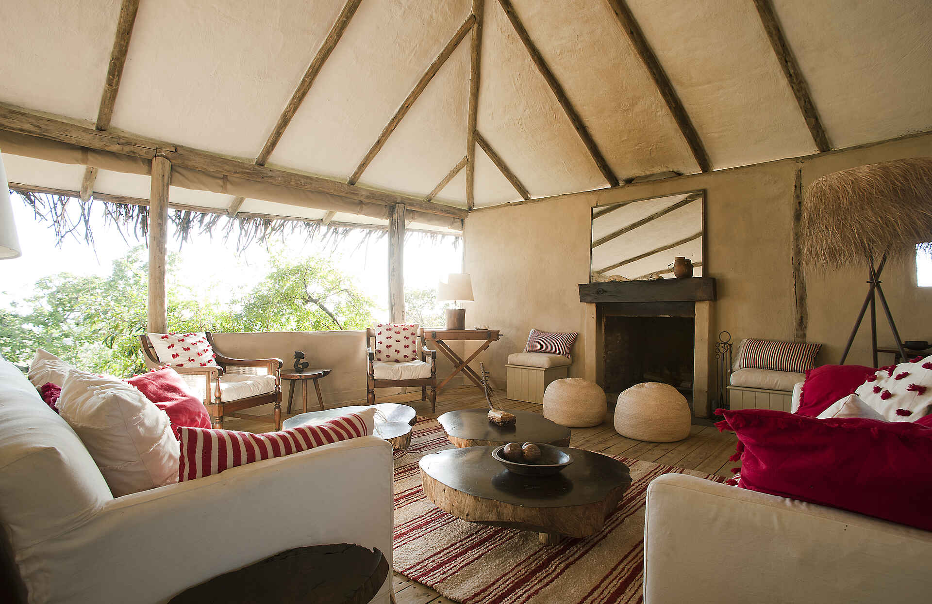 africa, afrika, afrikarma, all inclusive, ansehen, antilopen, auszeichnung, award, bilder, buchen, buchung, büffel, buschwanderung, buschwanderungen, click here, east africa, familien, fly and transfer, gallerie, geführte buschwanderung, gnu, gnus, great migration, guided walk, hier klicken, information, informieren, kinder, klicken, kogakuria kopjes, lamai, lamai serengeti, leopard, löwe, main lodge, mara, mara river, migration, nachhaltigkeit, nomad, nomad tanzania, ostafrika, pirschfahrt, pirschfahrten, planen, planung, pool, private lodge, reise, reisen, reiseveranstalter, safari, safari awards, safaris, selbstfahrer, serengeti, serengeti national park, serengeti-nationalpark, swimming pool, swimmingpool, tansania, tanzania, tierwanderung, urlaub, vollpension, www.afrikarma.de, central facilities, einrichtung, gemeinschaftsbereich, hauptbereich, hauptgebäude, interieur, kamin, lounge, main area, main building, main lounge, sessel, sofa, zentrale einrichtungen