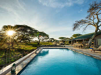 Serengeti Sametu Camp: Der Pool Serengeti Sametu Camp: Der Pool