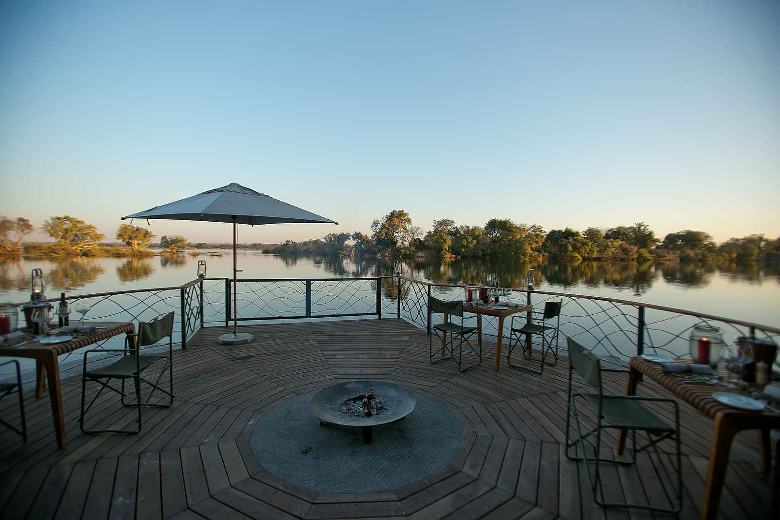 Thorntree River Lodge: Frühstückstische Thorntree River Lodge: Frühstückstische