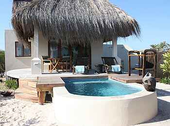 Azura Benguerra Island: Beach Villa Splash Pool Azura Benguerra Island: Beach Villa Splash Pool