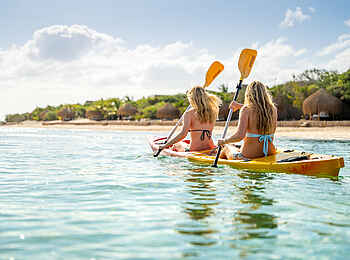 Azura Benguerra Island Retreat: Kayaking