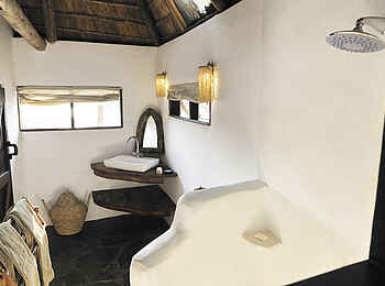 Kaingo Camp: Gästebad