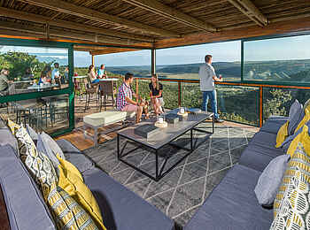 Kariega Main Lodge: Das Aussichtsdeck Kariega Main Lodge: Das Aussichtsdeck