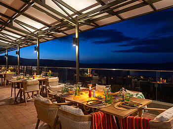 Ngorongoro Lodge Melia Collection: Terrasse des Crater Grill Restaurants