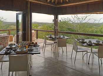 Phinda Mountain Lodge: Speiseraum Phinda Mountain Lodge: Speiseraum