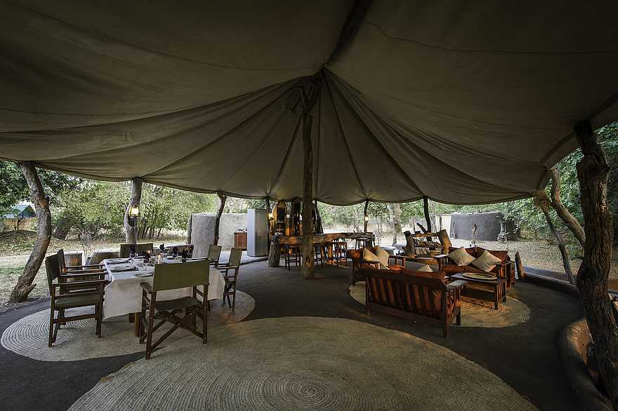 Tena Tena Camp: Hauptzelt Tena Tena Camp: Hauptzelt