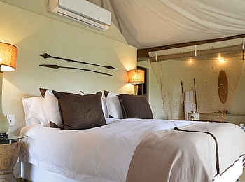 Marataba Safari Lodge: Doppelbett im Schlafzimmer