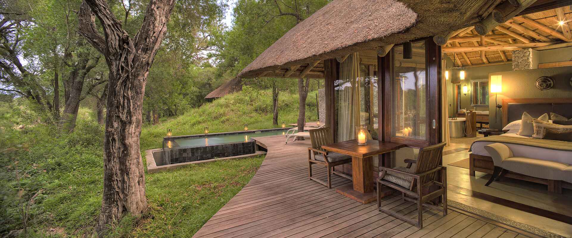 Dulini Leadwood Lodge, Dulini Private Game Reserve, Kruger National Park, Mabrak River, Sabi Sands Game Reserve, Südafrika, Pool, Privat, Suite, Terrasse, Afrikarma, Afrikarma Safaris, Afrikarma Safaris – Wildnis. Hautnah., afrikarma.de, Sand River