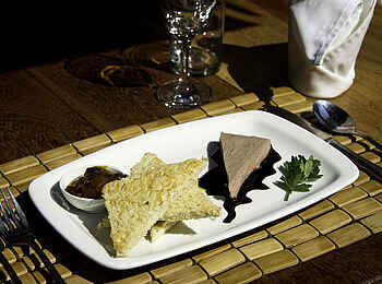 Flatdogs Camp: Hühnerleber-Paté Flatdogs Camp: Hühnerleber-Paté