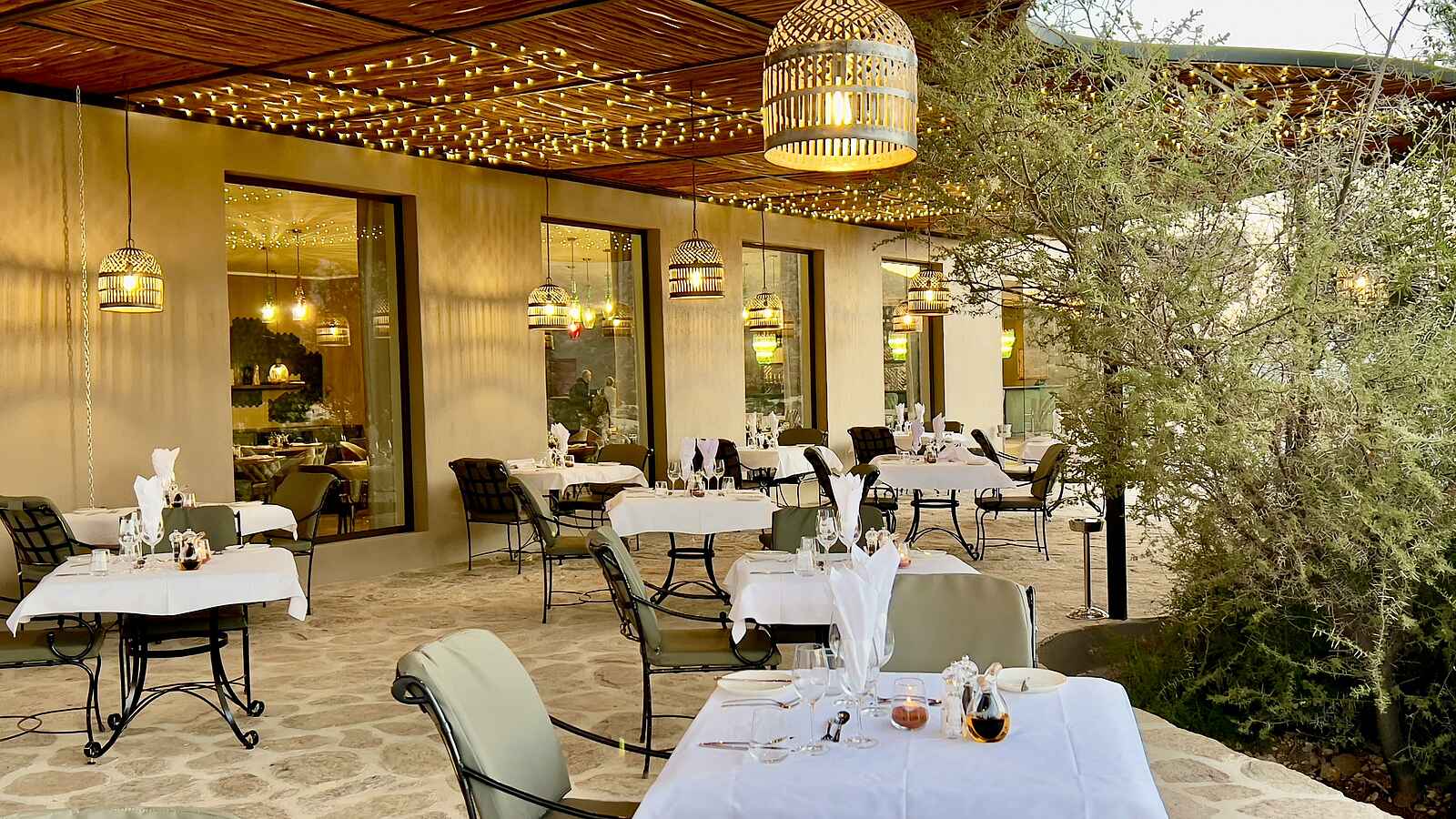 Hohenstein Lodge: Blick auf die Terrasse Hohenstein Lodge: Blick auf die Terrasse