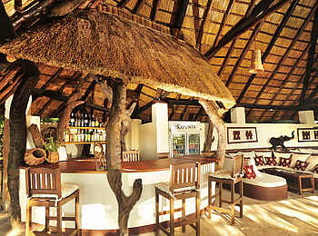 Kafunta River Lodge: Bar