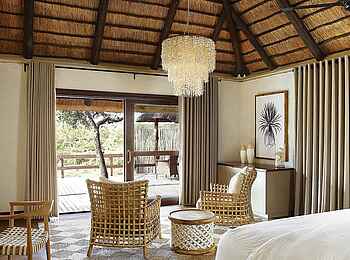 Londolozi Founders Camp: Innenraum eines Chalets Londolozi Founders Camp: Innenraum eines Chalets