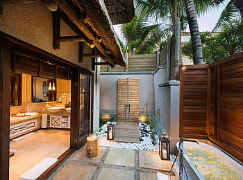 Constance Belle Mare Plage: Presidential Villa Bad Constance Belle Mare Plage: Presidential Villa Bad