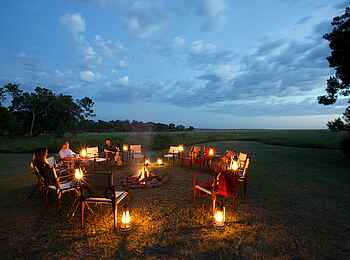 Elephant Pepper Camp: Campfire Elephant Pepper Camp: Campfire