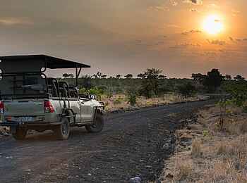 Ila Safari Lodge: Sonnenuntergang
