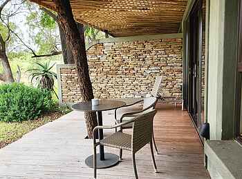 Simbavati Camp George: Die Terrasse einer Luxury Suite Simbavati Camp George: Die Terrasse einer Luxury Suite