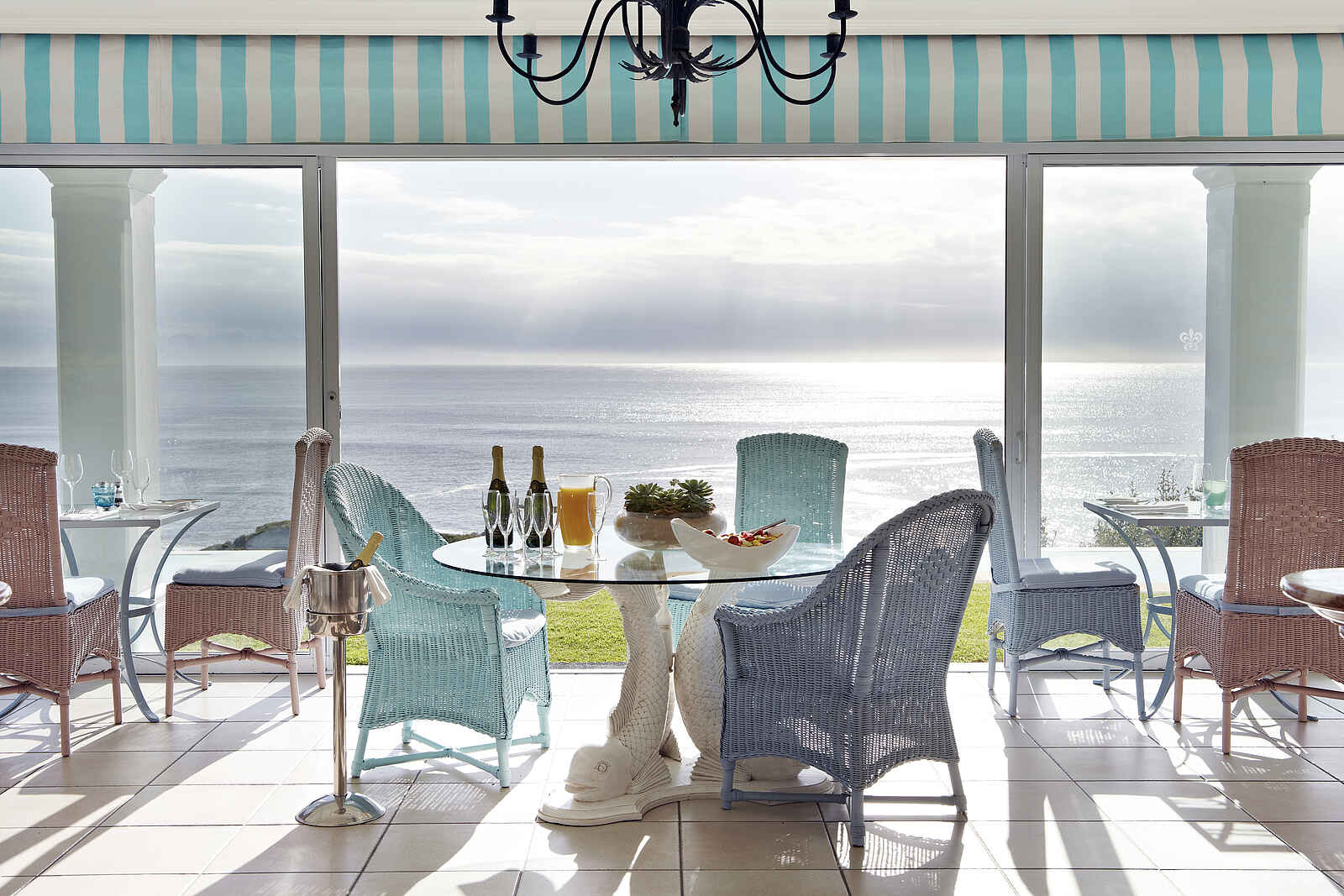 The Plettenberg: Das Restaurant SeaFood mit direktem Meerblick The Plettenberg: Das Restaurant SeaFood mit direktem Meerblick