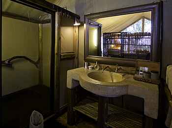 Tubu Tree: Gästebad Tubu Tree: Gästebad