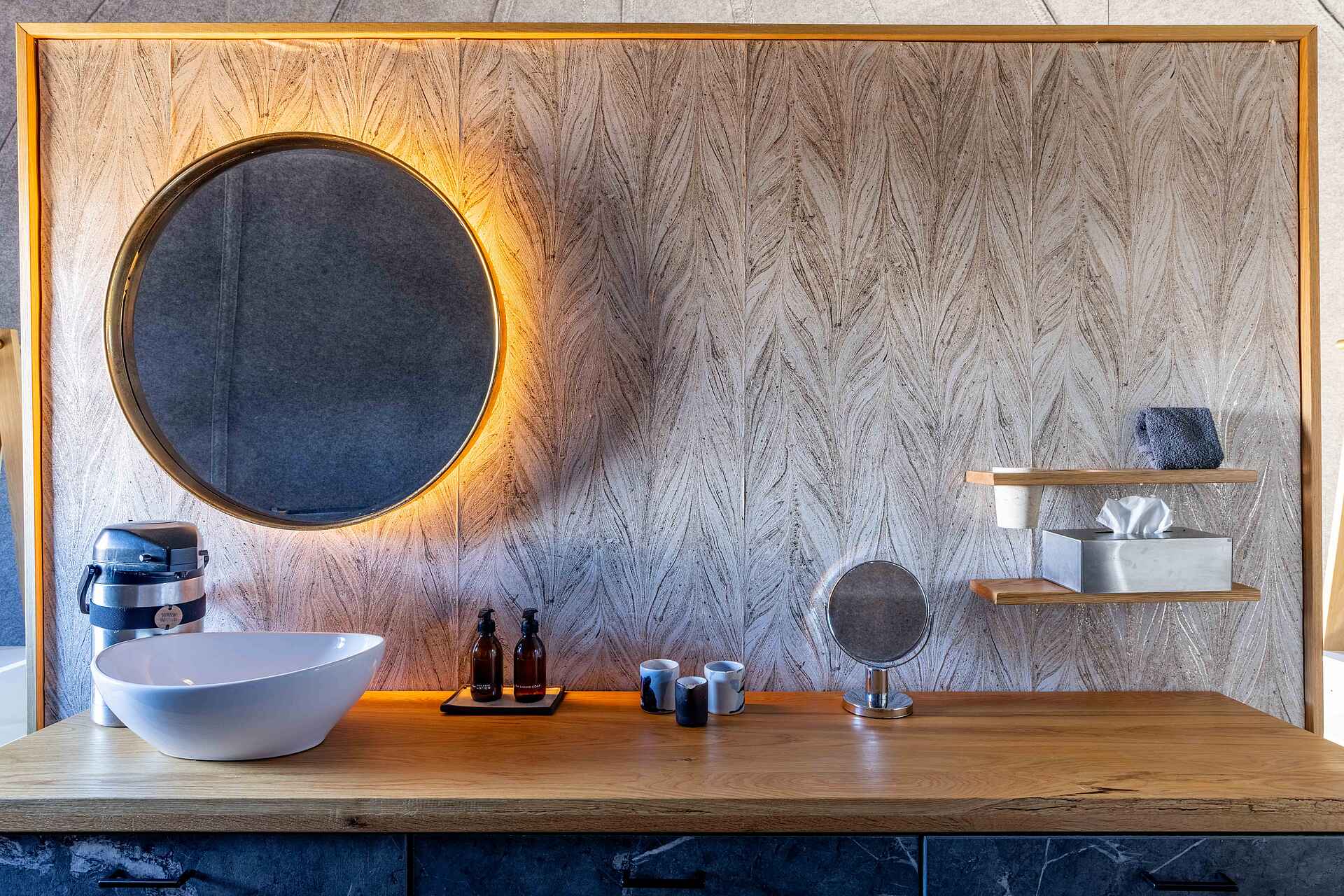 Whichaway Camp: Badezimmer