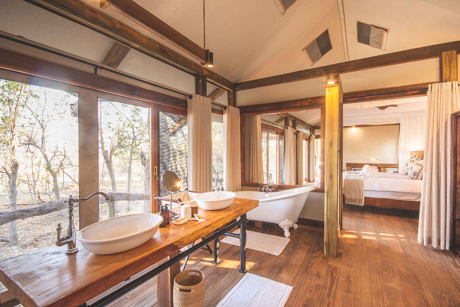 Kwara Camp: Gästezimmer Waschtisch Bad Kwara Camp: Gästezimmer Waschtisch Bad