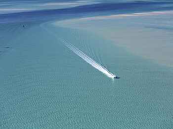 Azura Benguerra Island Retreat: Speedboot