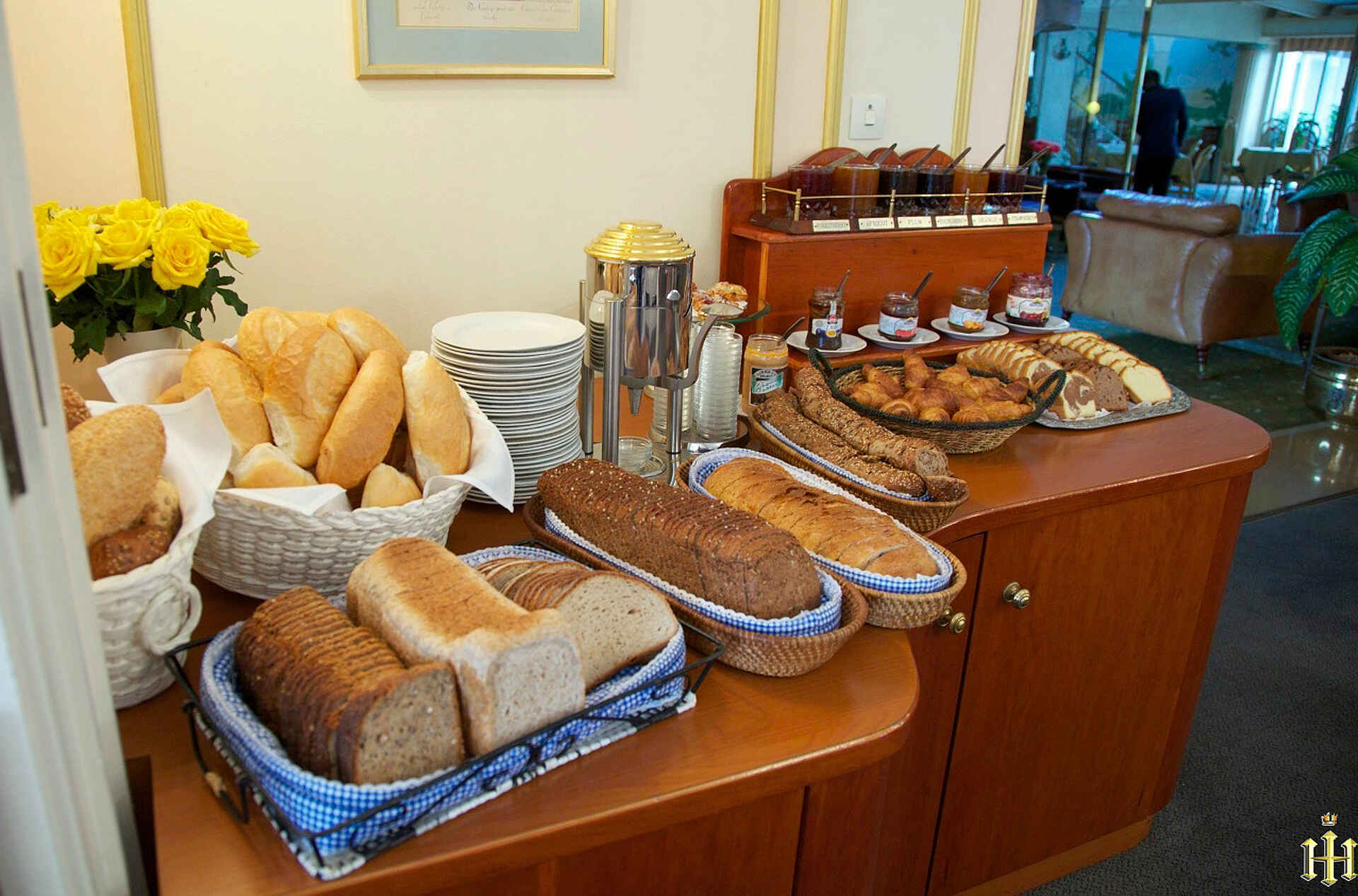 Hansa Hotel: Brot und Brötchen Hansa Hotel, Swakopmund, Frühstück, Frühstücksbuffet, Swakopmund Hotel