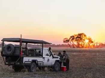 Luiana Plains Expedition Camp: Pause auf Pirschfahrt