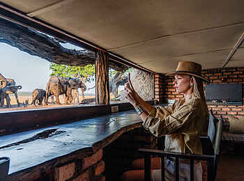 Sable Valley Lodge: Underground Hide Sable Valley Lodge: Underground Hide