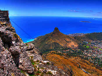 The Cellars-Hohenort Hotel & Spa: Blick vom Tafelberg The Cellars-Hohenort Hotel & Spa: Blick vom Tafelberg