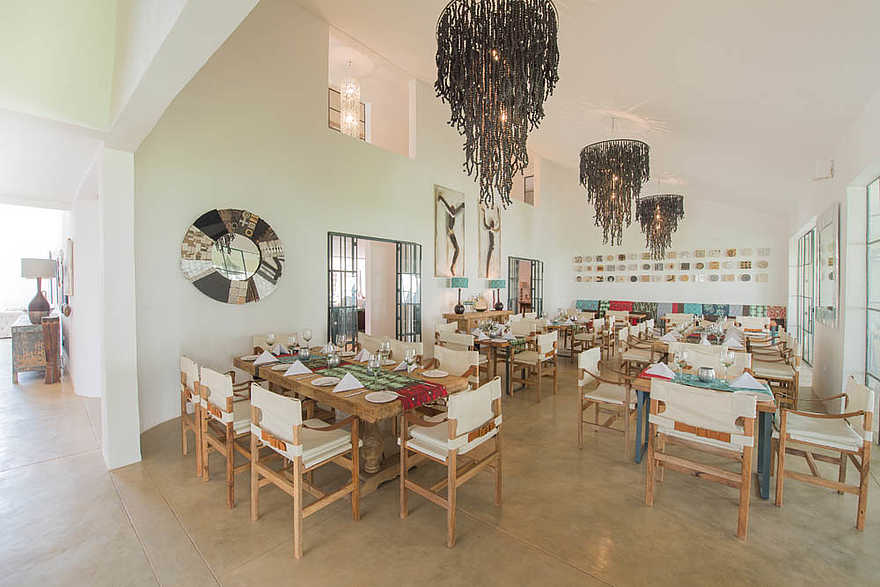 Latitude 15: Restaurant Latitude 15: Restaurant