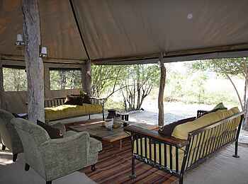 Sango Safari Camp: Lounge
