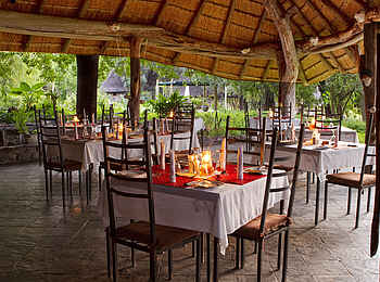 Thamalakane River Lodge: Restaurant Thamalakane River Lodge: Restaurant