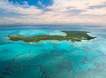 Time + Tide Miavana: Nosy Ankao von Osten