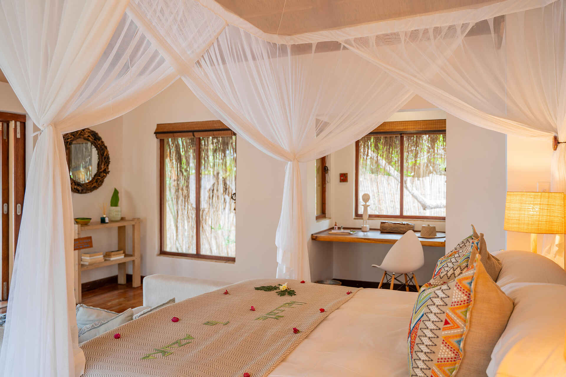 Azura Benguerra Island Retreat: Luxury Beach Villa Blick hinein Azura Benguerra Island Retreat: Luxury Beach Villa Blick hinein