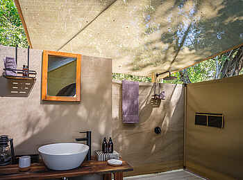 Cha Cha Metsi: Badezimmer im Freien Cha Cha Metsi: Badezimmer im Freien