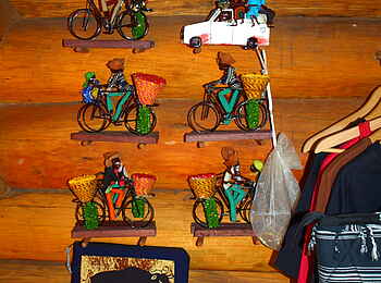 Kyaninga Lodge: Souvenirs Kyaninga Lodge: Souvenirs