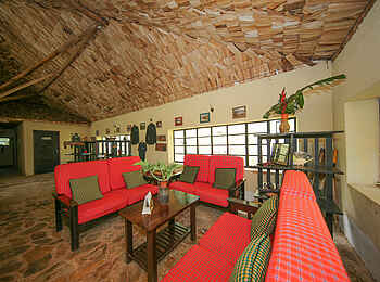 Mahogany Springs Safari Lodge: Briefing Area