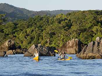 Masoala Forest Lodge: Felsen im Meer Masoala Forest Lodge: Felsen im Meer