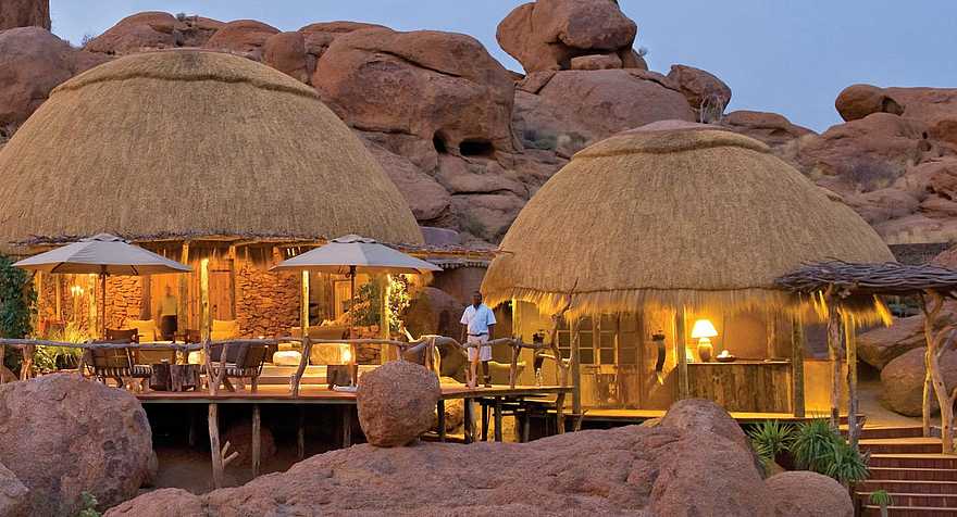 Camp Kipwe: Blick auf das Hauptgebäude Camp Kipwe: Blick auf das Hauptgebäude