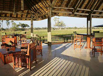 Moremi Crossing: Lounge Moremi Crossing: Lounge