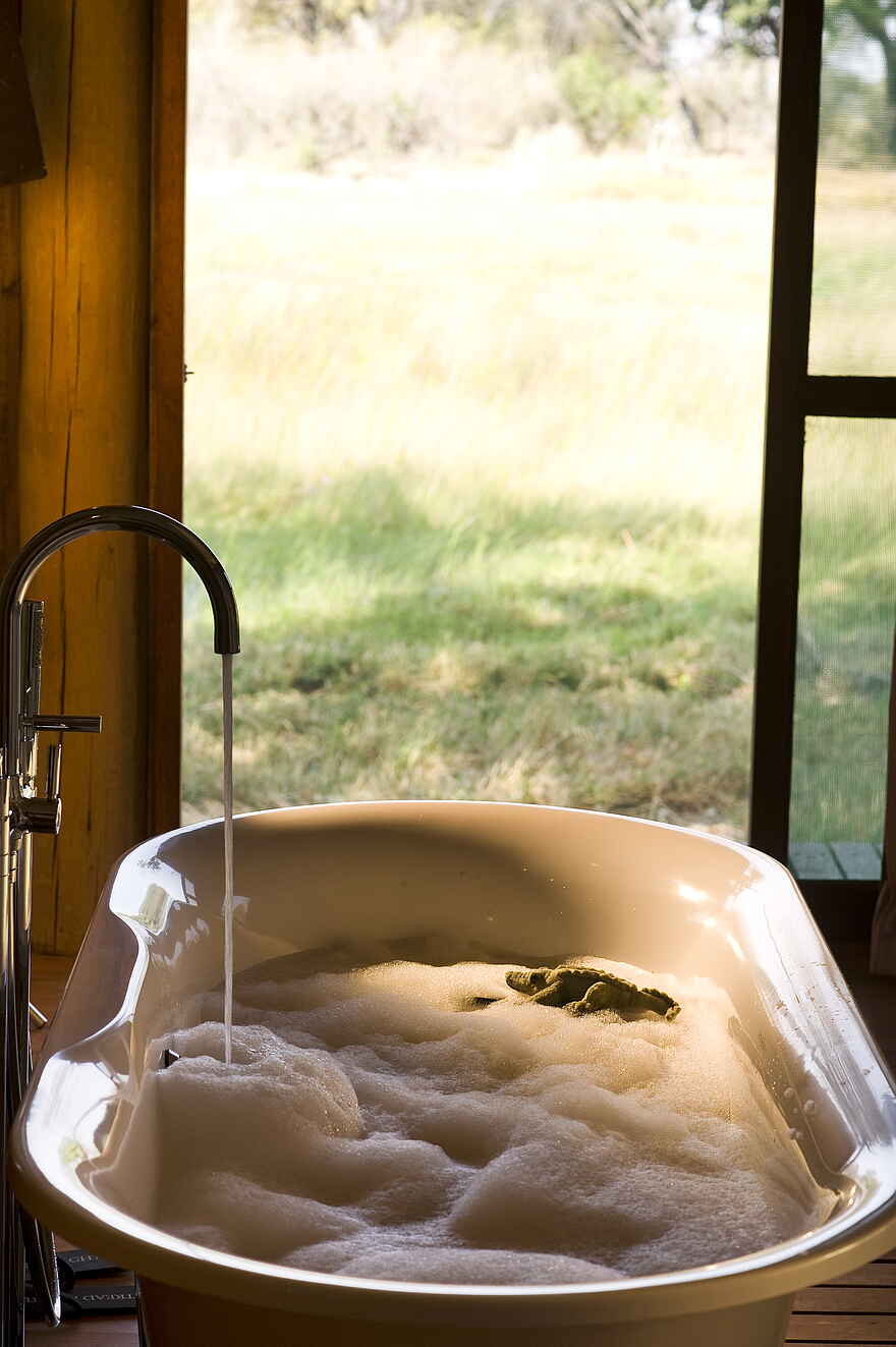 Xaranna Okavango Delta Camp: Schaumbad mit Aussicht Xaranna Okavango Delta Camp: Schaumbad mit Aussicht