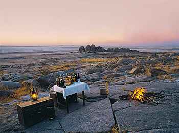 Jack's Camp: Sundowner auf Kubu Island