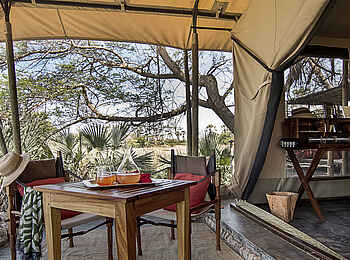 Chem Chem Lodge: Private Veranda Chem Chem Lodge: Private Veranda