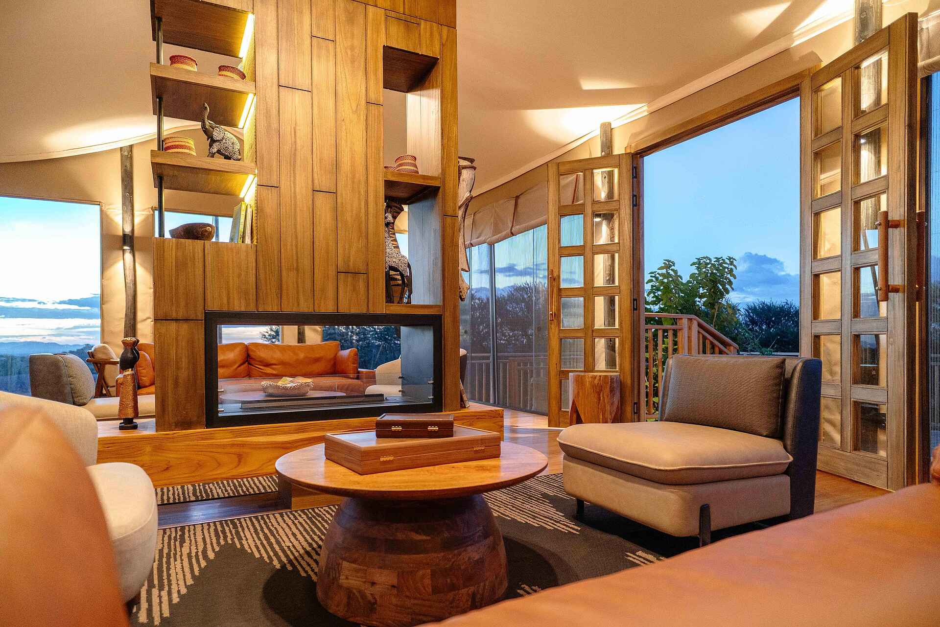 Warangi Ridge Lodge: Lounge Warangi Ridge Lodge: Lounge