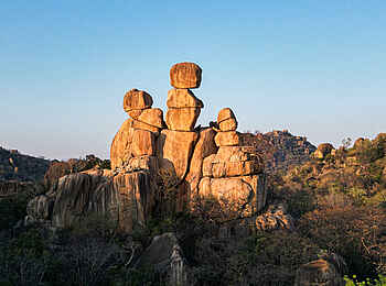 Amalinda Lodge: Mother Child Rock